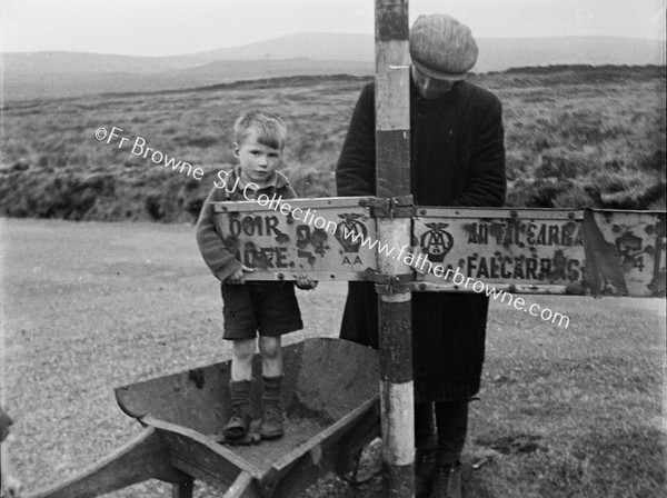 MR FERRY & CHILDREN